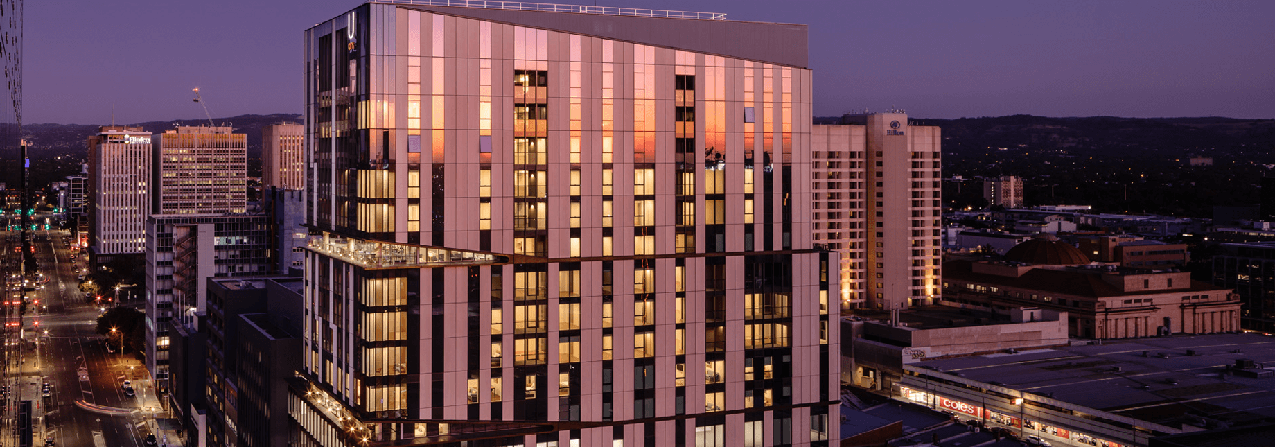 u city building at night time
